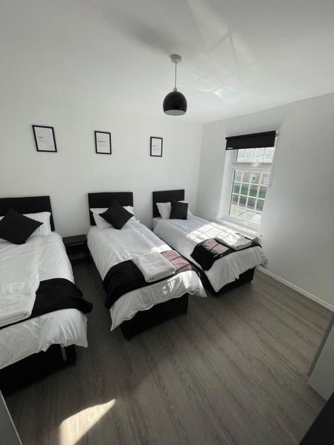 Luxury Spacious 2-Bed House In Brentwood Essex 빌라 외부 사진